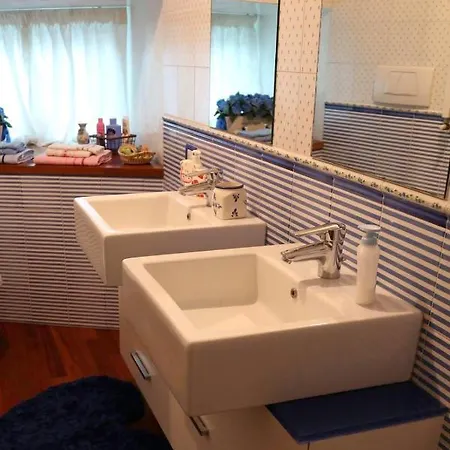 A Casa Di Marzia Bed & Breakfast *
